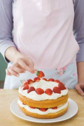 Как приготовить вкусный домашний торт?