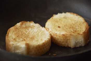 Итальянские бутерброды-брускетты с клубникой (2 рецепта): рецепт с пошаговым фото