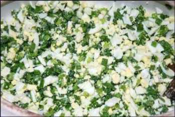 Салат из яйца и зеленого лука &#171;Любава&#187;